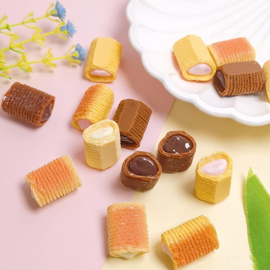 100pcs Mini Food Cream Cake Bread Ornament Miniature Doll House Decor Doll House Accessories Resin Craft