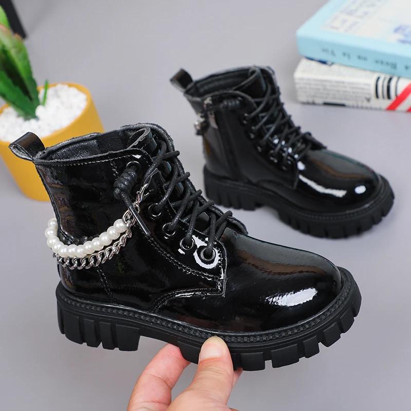 Kids Shoes Boots for Girl Classic Metal Chain Princess Fashion Boots Glossy PU Children Ankle Boots Round-toe Versatile Non-slip