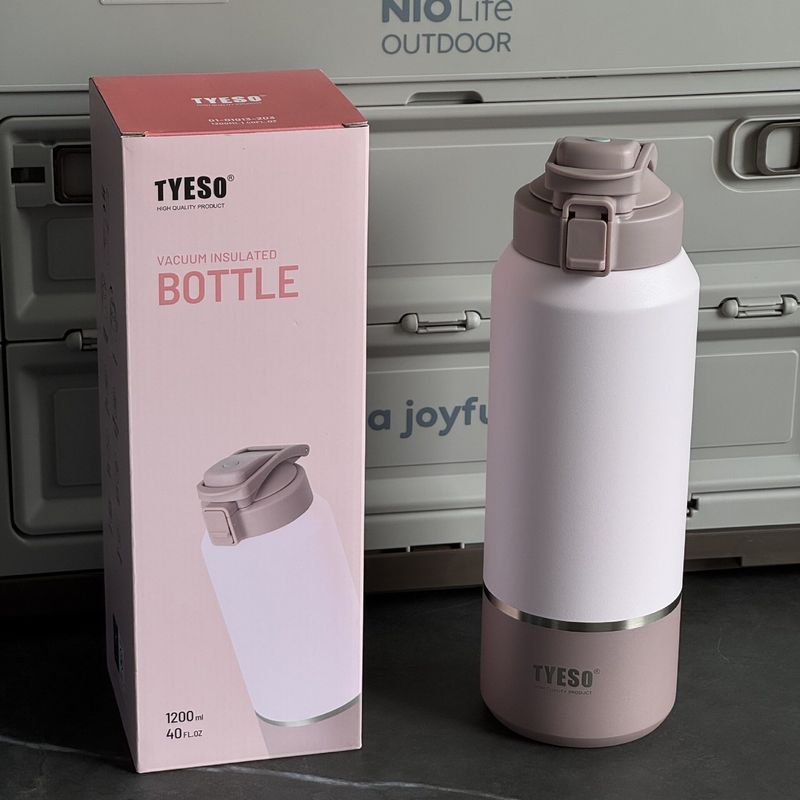 Tyeso304 Stainless Steel Portable Sports Bottle 2000ml Ultra-Large Capacity Thermos Cup Outdoor Portable Direct Drinking Cup