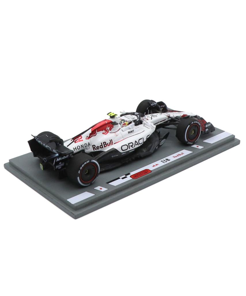 Spark Scale Oracle Red Bull Racing Honda RB21 with Yuki Tsunoda from the 2025 F1 Japanese Grand Featuring a Pit Miniature Model 1/43 Prix, Board, Car,