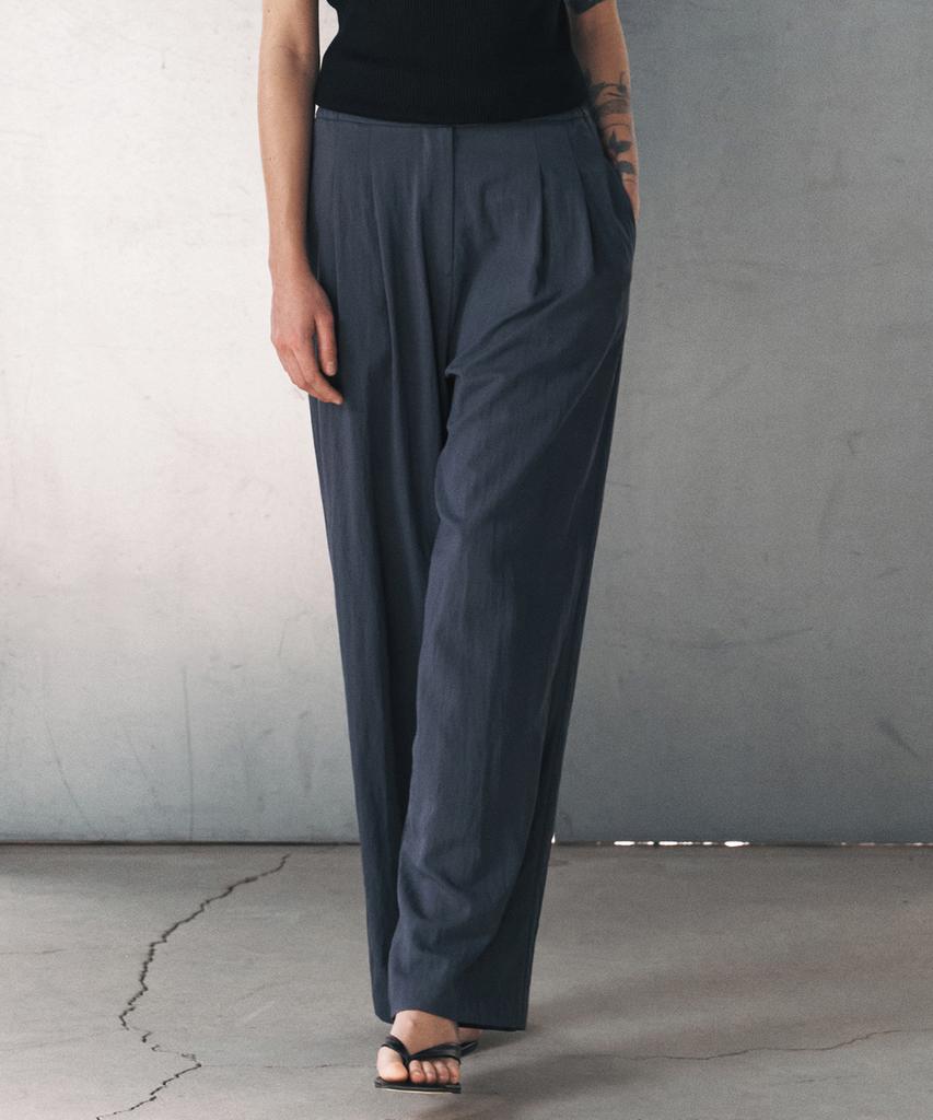 Aesmoeo Ian Double-Pleat Wide Elastic Pants (Charcoal)