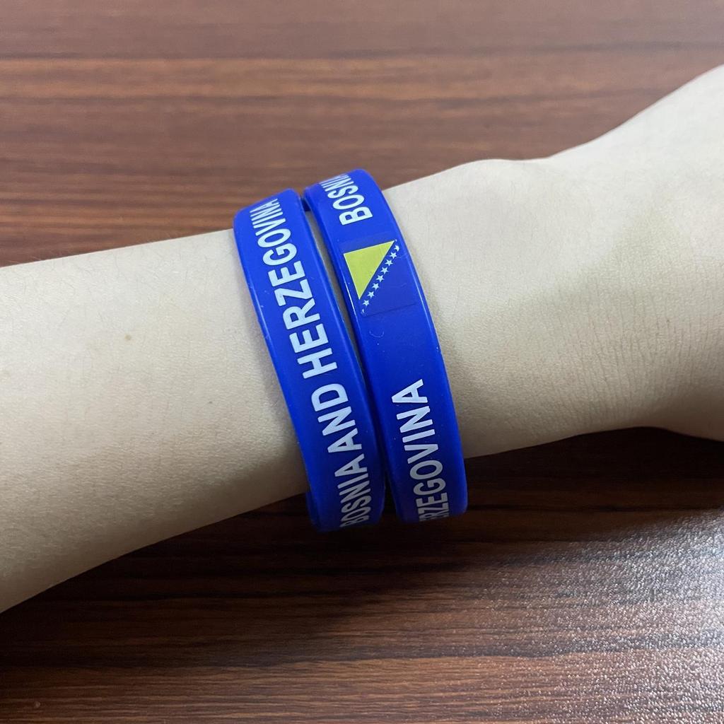 2pcs Bosnia and Herzegovina Flag Silicone Bracelets Sport Wristbands National Flags Wrist Strap Men Women Motivational Rubber Band Fashion Accessories