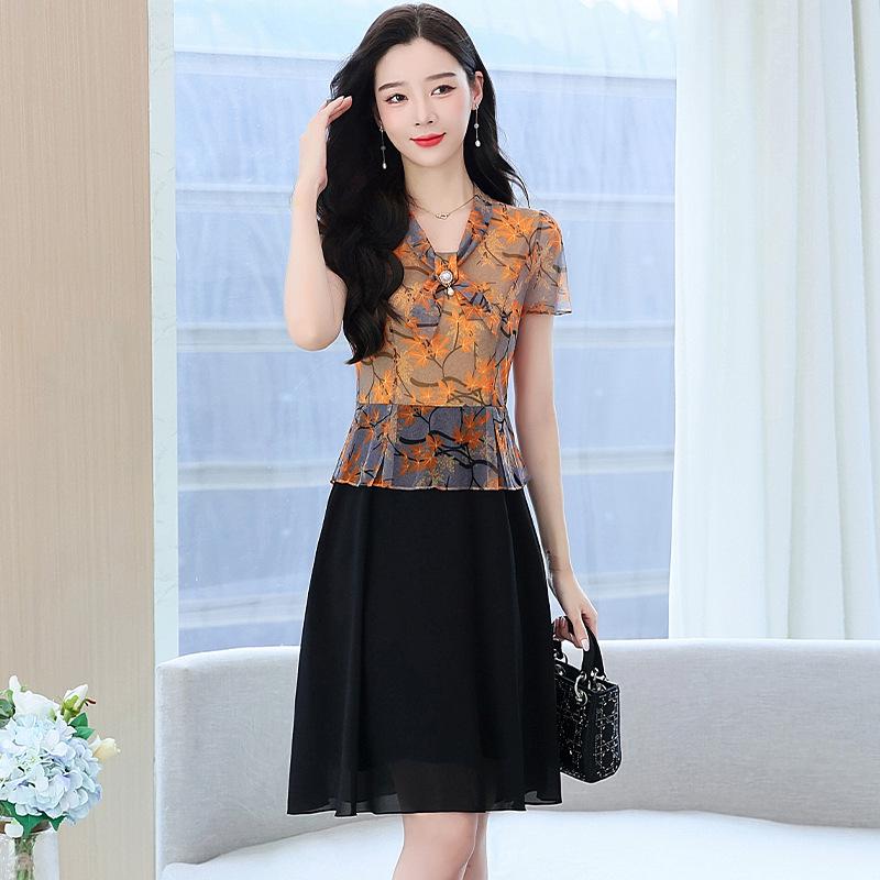 Elegant Summer Short-Sleeved Dress for Middle-Aged Women - Perfect for Mother's Day