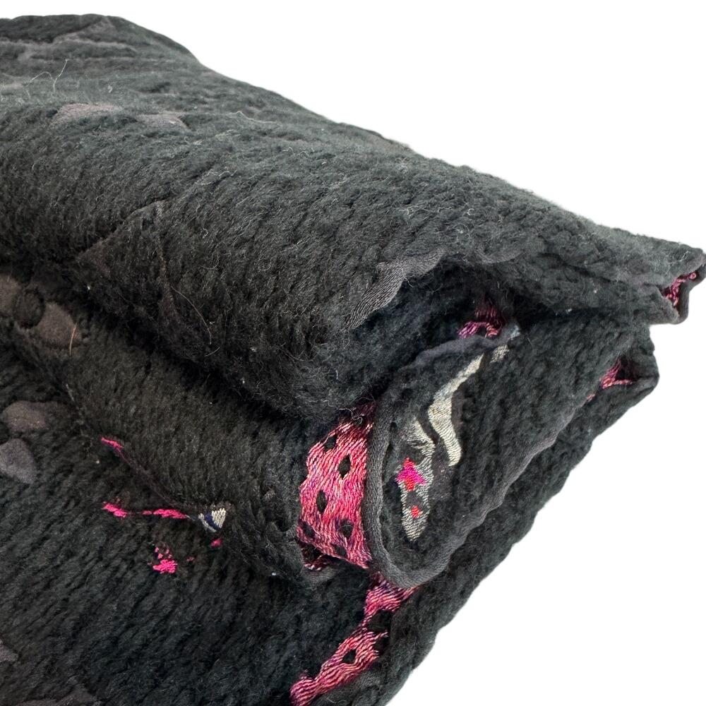 LOUIS VUITTON M71578 Escalp Logo Mania wool Super Station Scarf black wool Women Used