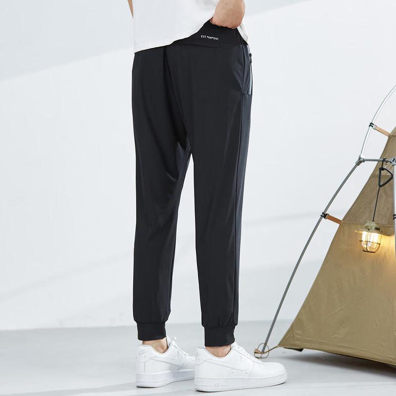 Jeep Men's Summer Lightweight Quick-Dry Cropped Jogger Pants