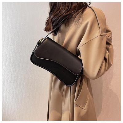 Elegante Schultertasche mit Magnetverschluss - Vielseitige Damen-Unterarm-, Umhänge- und Handtasche für Arbeit und Pendeln