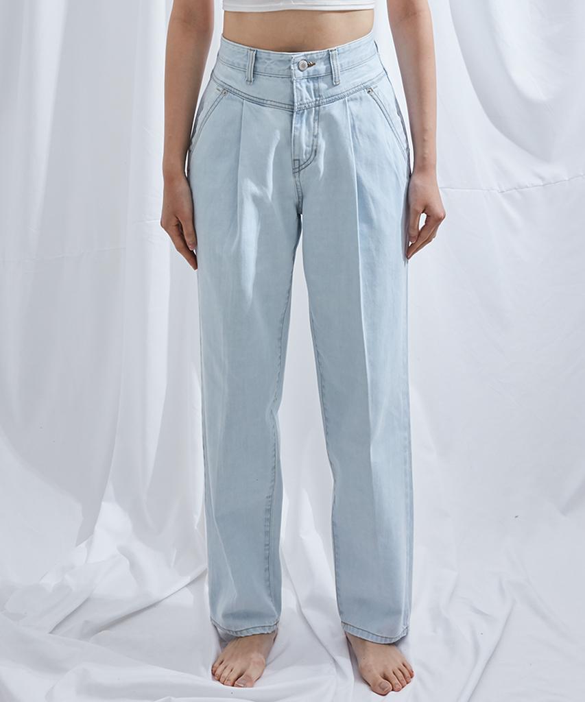 DILETTANTISME Ice Wash Semi-Baggy Single-Pleat Jeans
