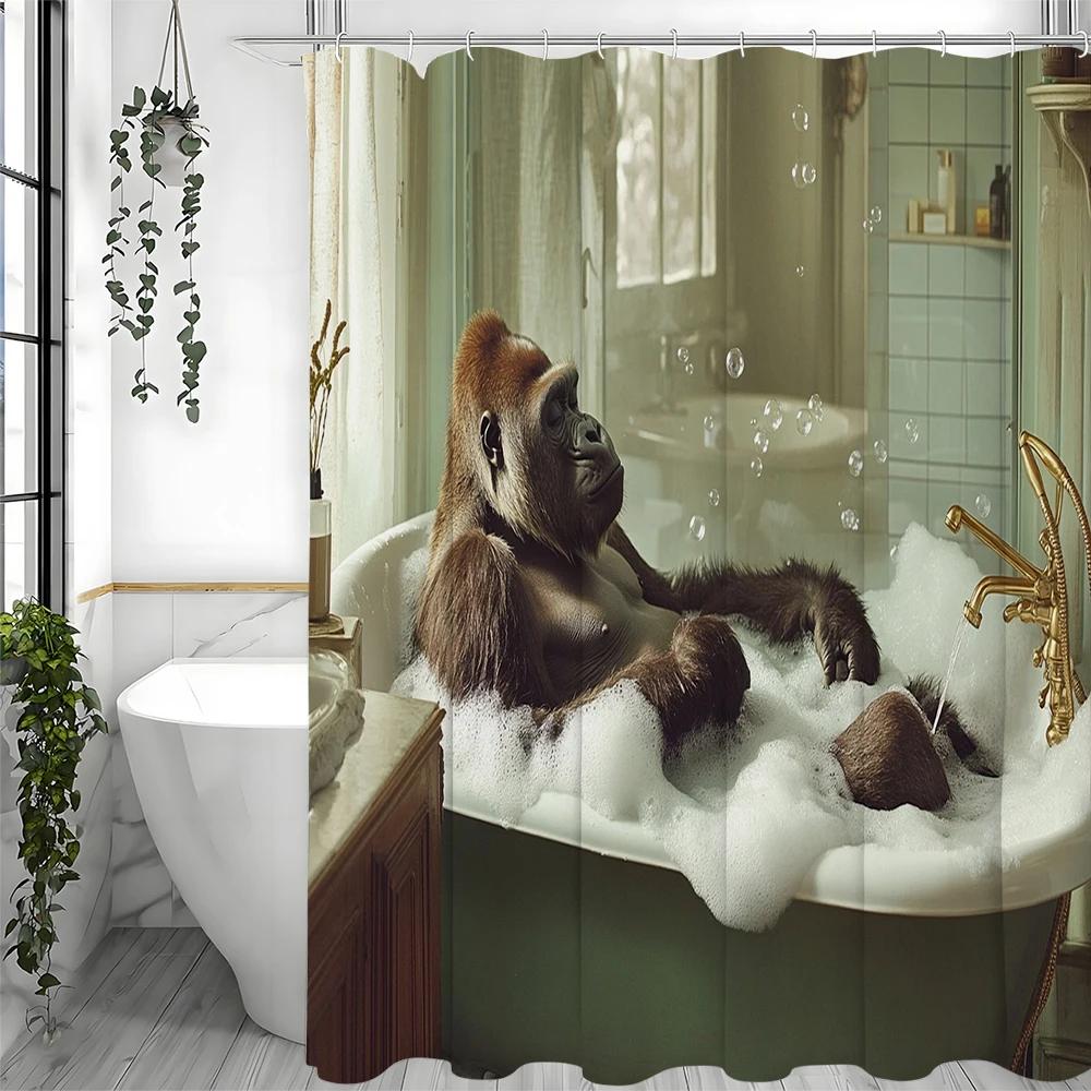 Zábavná sprchová závěs s gorilou koupající se ve vaně, Dekorativní sprchový závěs do koupelny, Vodotěsný sprchový závěs s háčky
