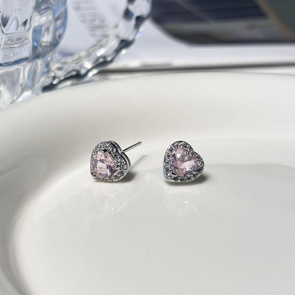 Heart-Beating Pink Star Diamond Stud Earrings for Women