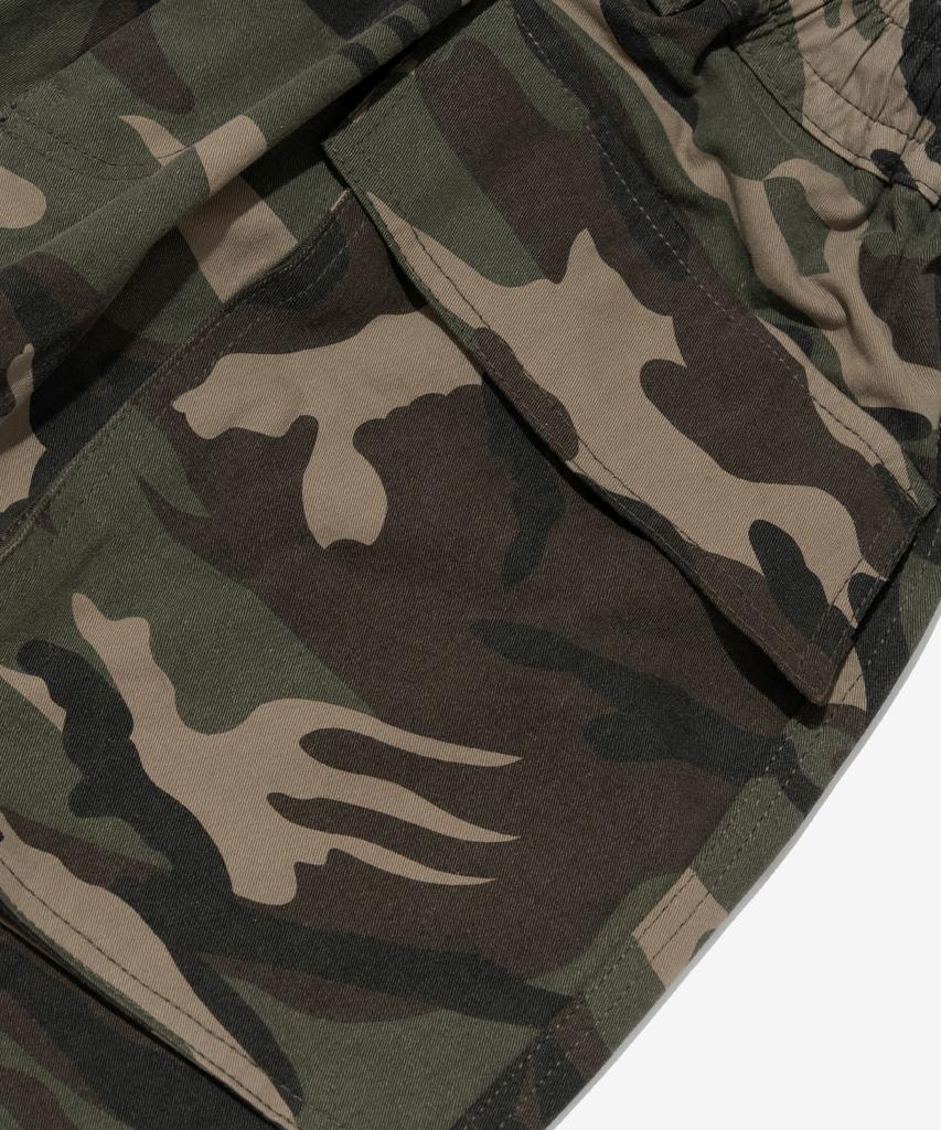 OTHERFITS Camo Pattern Wide Cargo Balloon Pants (Khaki)
