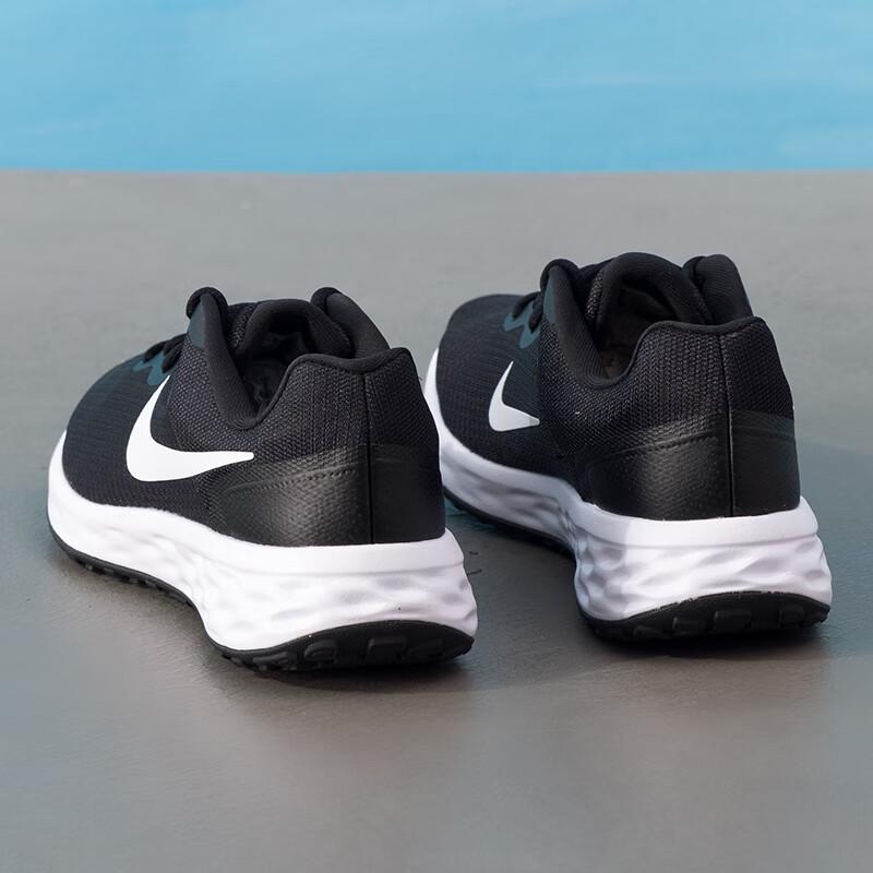 Nike Men's 7/24 All-Season Running Shoes