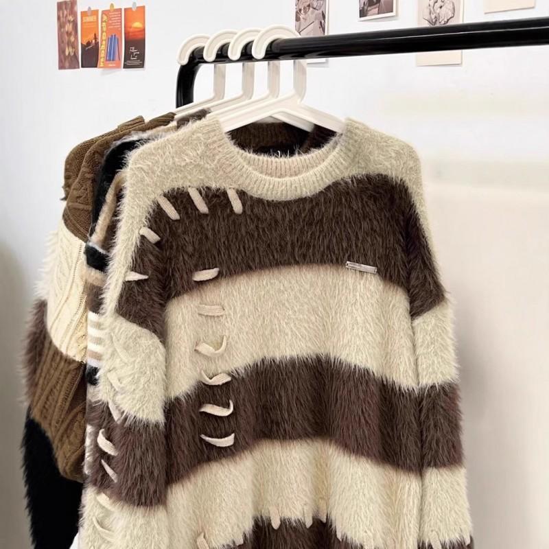Winter Striped Crewneck Sweater Couple Knit Top Loose Fit Teen Casual Streetwear