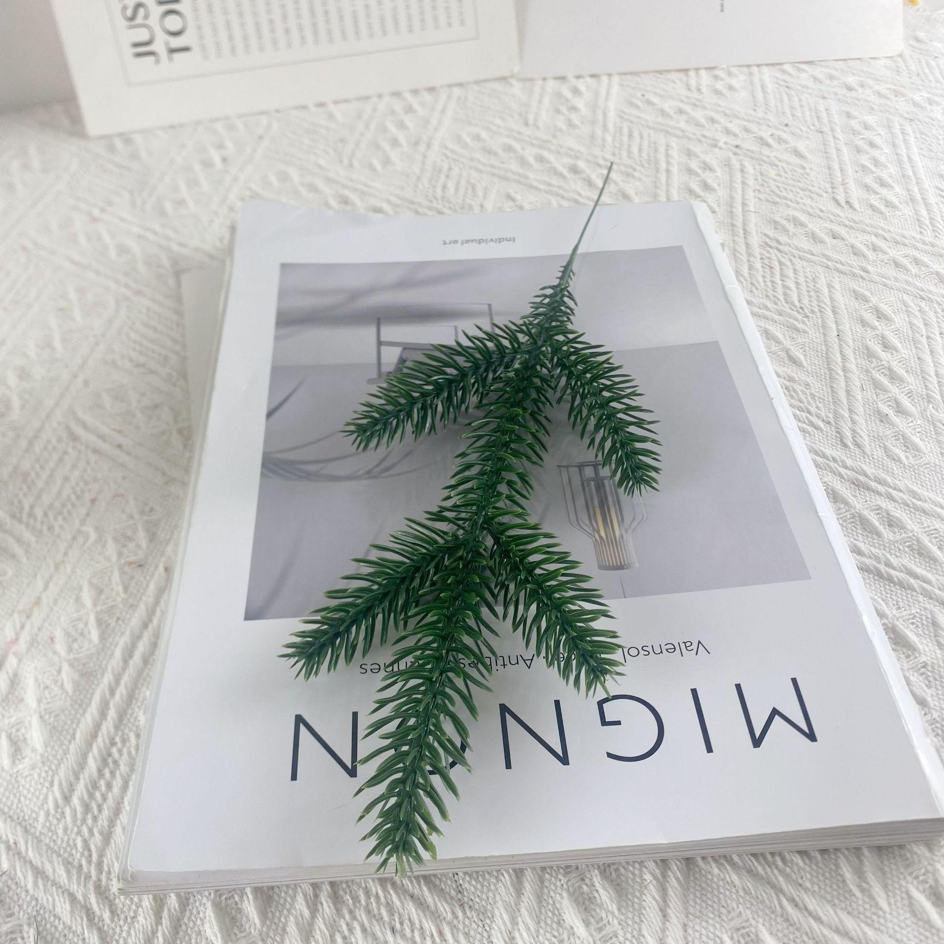 

100 шт. Імітовані 5-голочні Різдвяні Пластикові Соснові Голки Штучні Соснові Гілки Зелені Рослини Різдвяна Ялинка Домашня Прикраса Реквізит для Фотографій