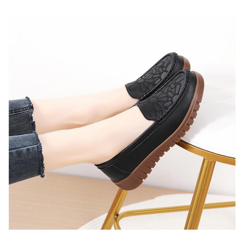 Podzimní vyšívací pracovní mokasíny pro ženy