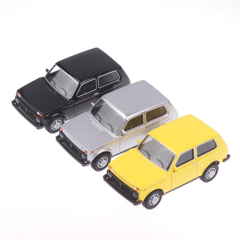 1/43 Scale Simulation Alloy Car Model Retro Diecast Metal Toy Car Ornaments Desktop Decoration Collect Hobby Gifts