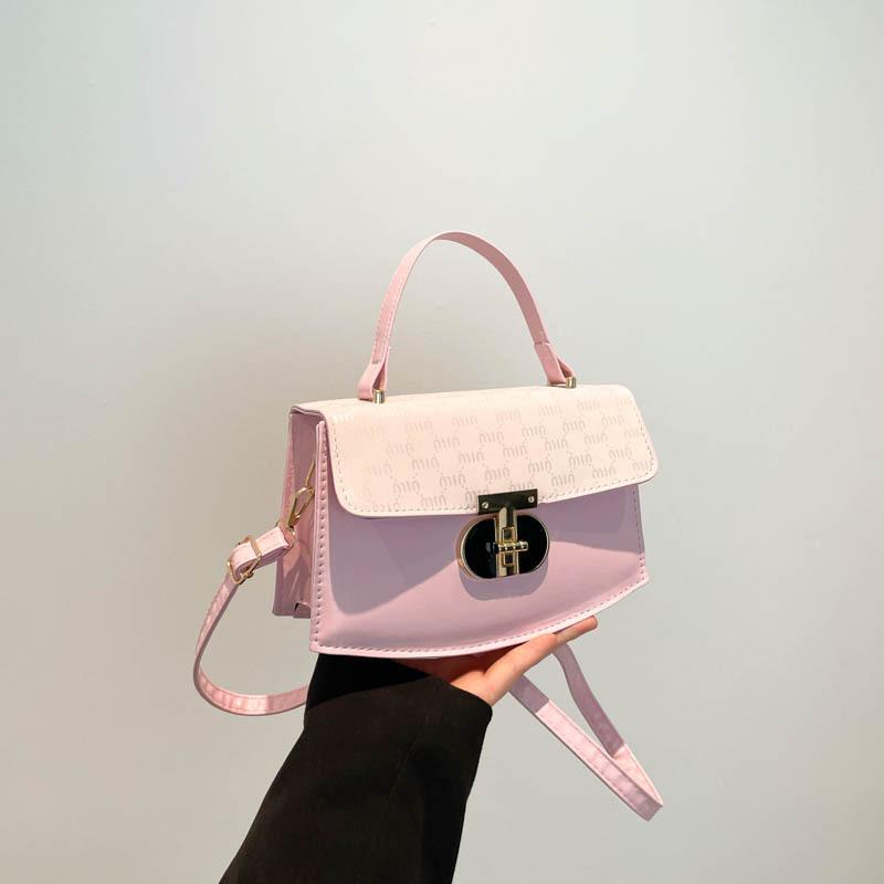 Simple texture lock 2025 trend design fashionable color matching texture oblique span shoulder portable small square bag women