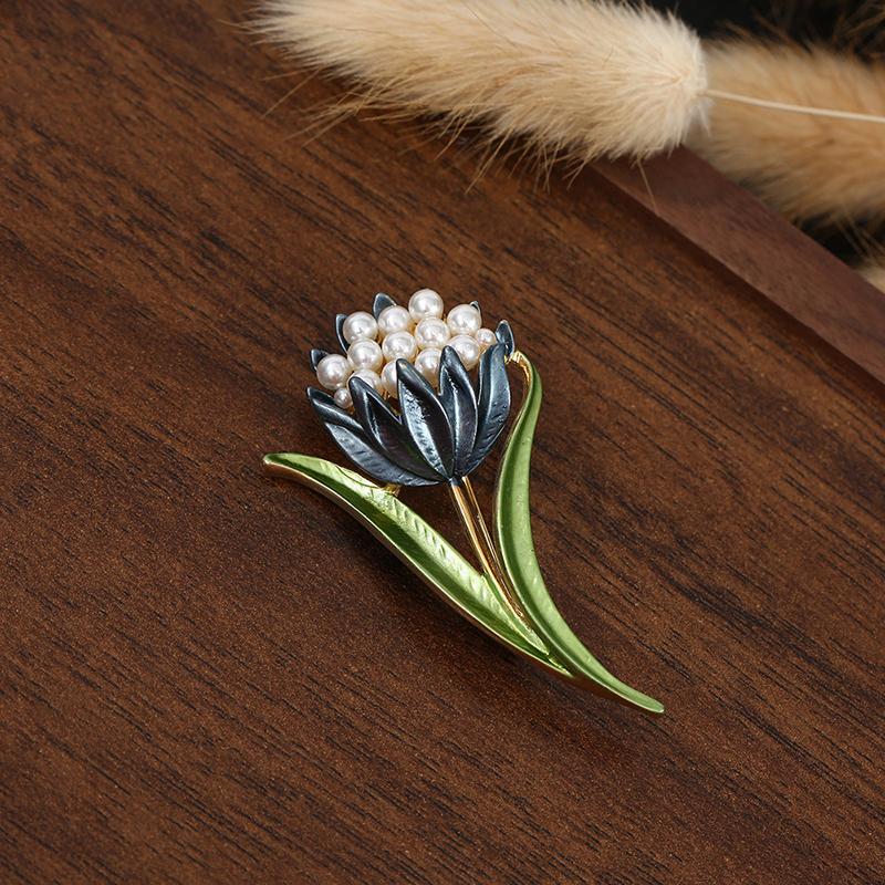 

Милый значок на лацкан в форме цветка, инкрустированный блестящими брошами для женщин, девушек, универсальная корсажная одежда, аксессуары, подарки