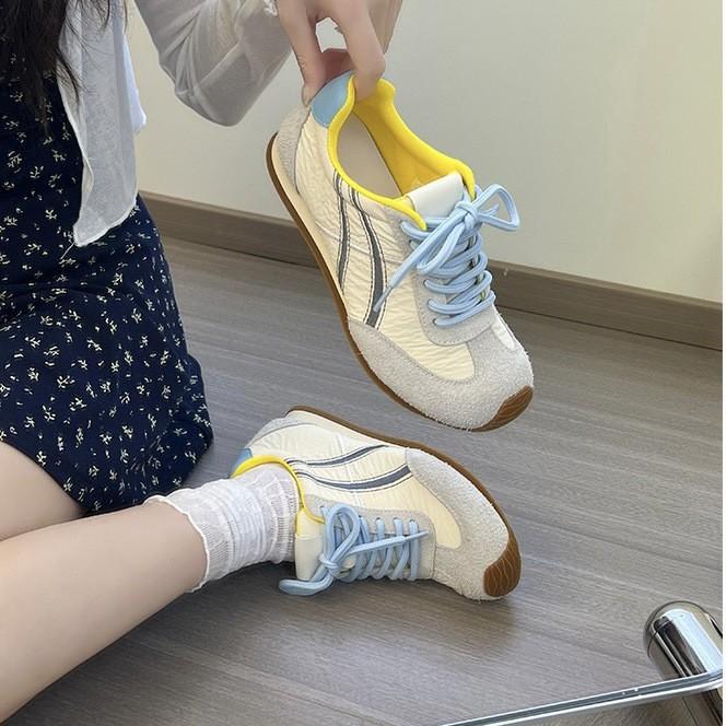 Versatile flat-bottomed retro lightweight ugly cute women's shoes casual sports moral training shoes women's 2025 spring Korean version Forrest Gump s