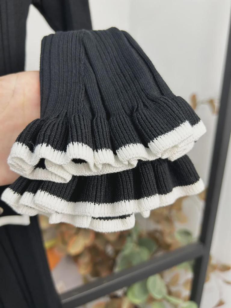European-American Luxury Ruffled Knit Dress: Autumn Mid-Length with Lapel & Trumpet Sleeves