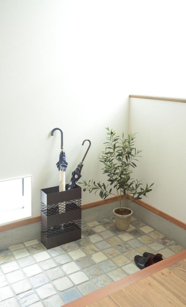 Azumaya-kk Umbrella Stand, Dark Brown, 28cm Wide x 12cm Deep x 41cm High, LFS-182DBR