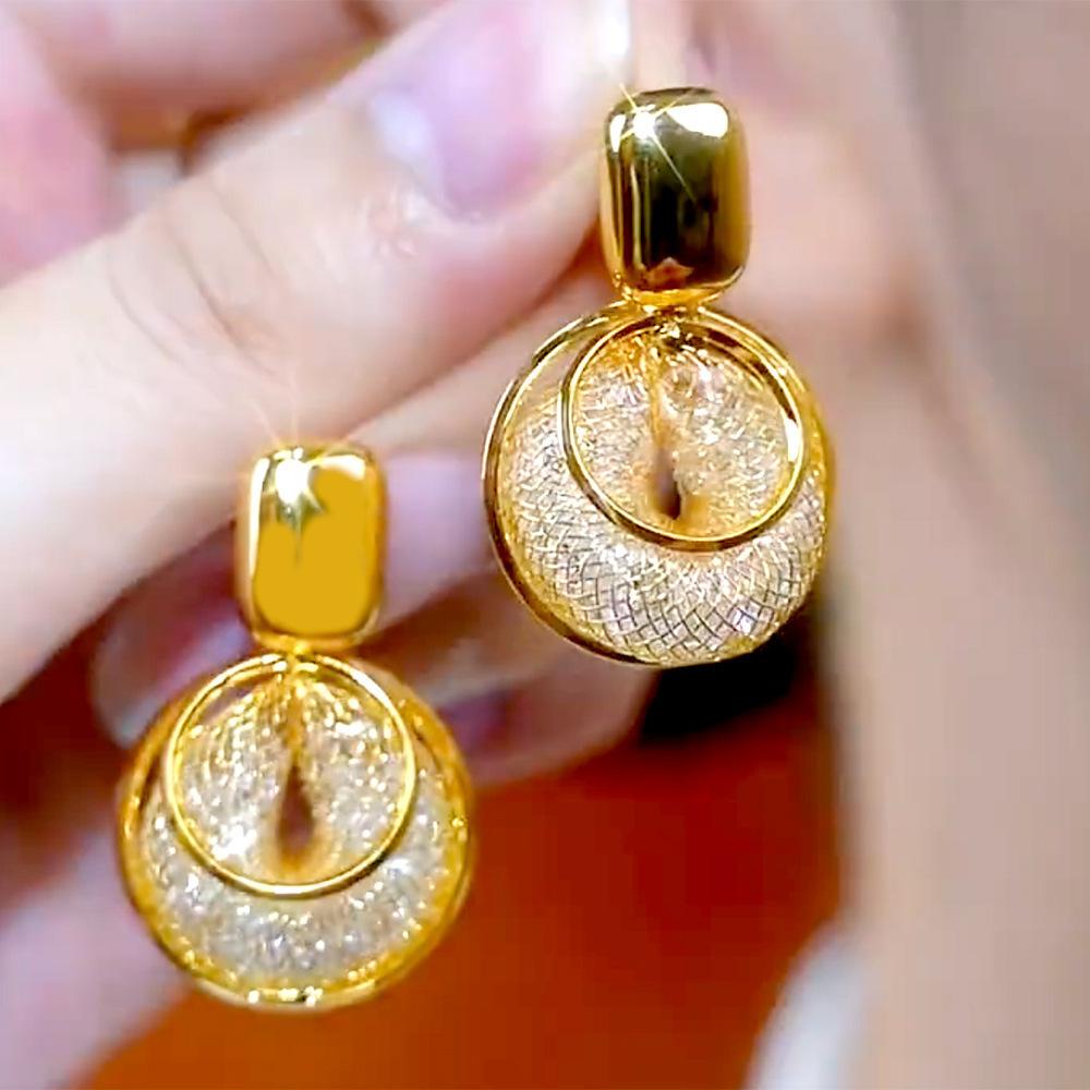 New High-end Retro Fashion Temperament Earrings with Gold Wire Mesh and Circle Earrings for Women