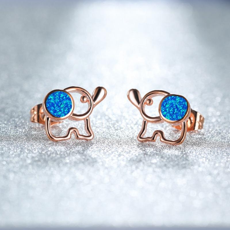 

European and American creative and personalized new opal hollow baby elephant stud earrings simple style versatile cute little animal earrings