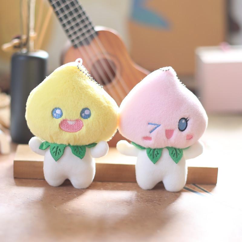 Adorable Cute Peach Plush Toy Keychain Soft Cartoon Doll Bag Pendant 12cm