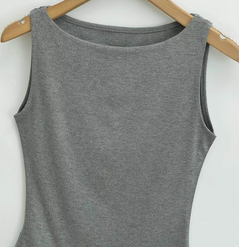 Dámské dvouvstvové tílko s lodičkovým výstřihem, měkké a splývavé