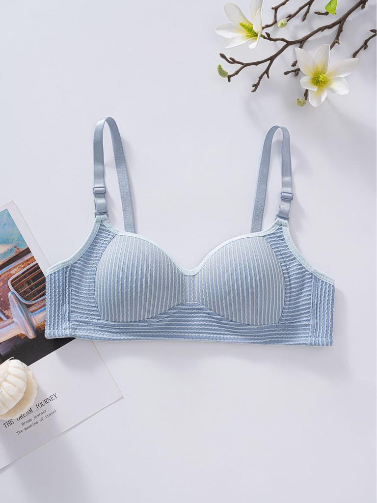 Japanese Style Seamless Wirefree Bra for Women - Lightweight, Supportive, Perfect for High School Students with Small Chests