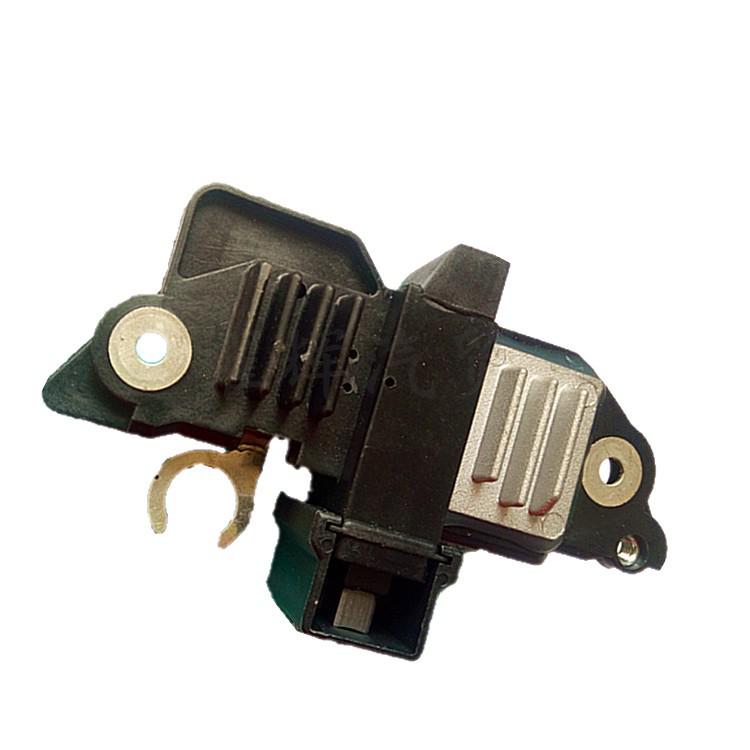 GAC Fiat Bosch Alternatörleri için Uyumlu Voltaj Regülatörü (90/140A)