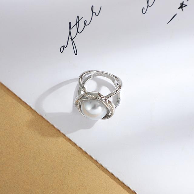 Dámská móda Hedvábná šála Spona Perla Kamínky Brože Pro ženy Kovový kroužek Spona na šál Špendlík Oděvní doplňky