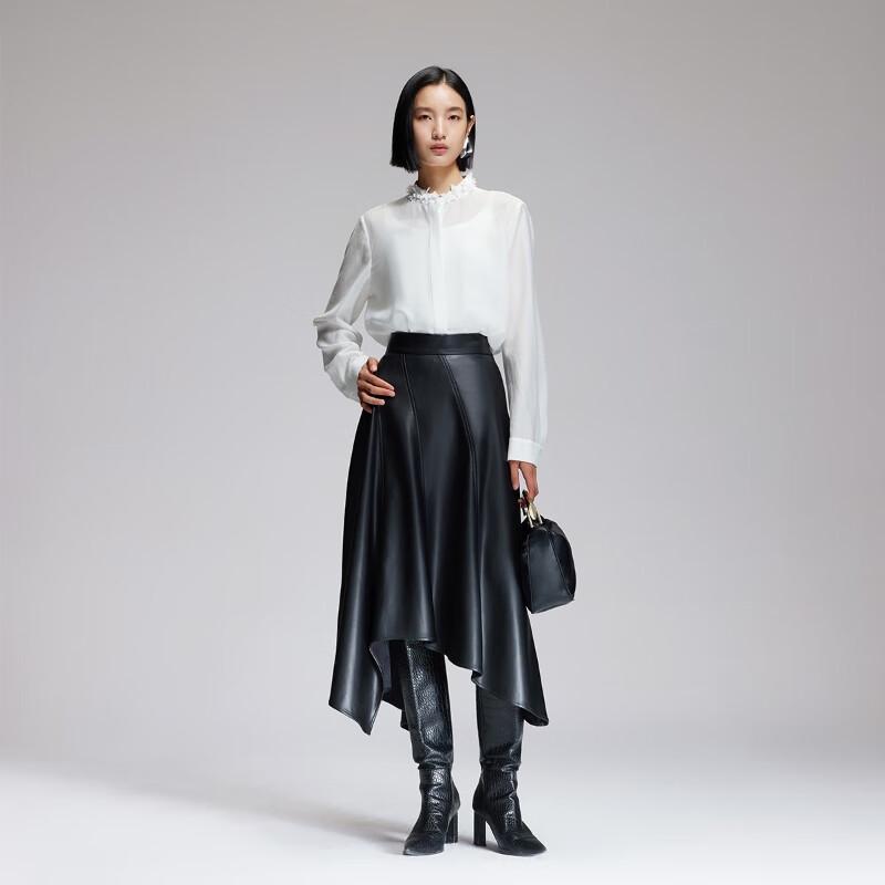 Veromoda Elegant Floral Collar Blouse