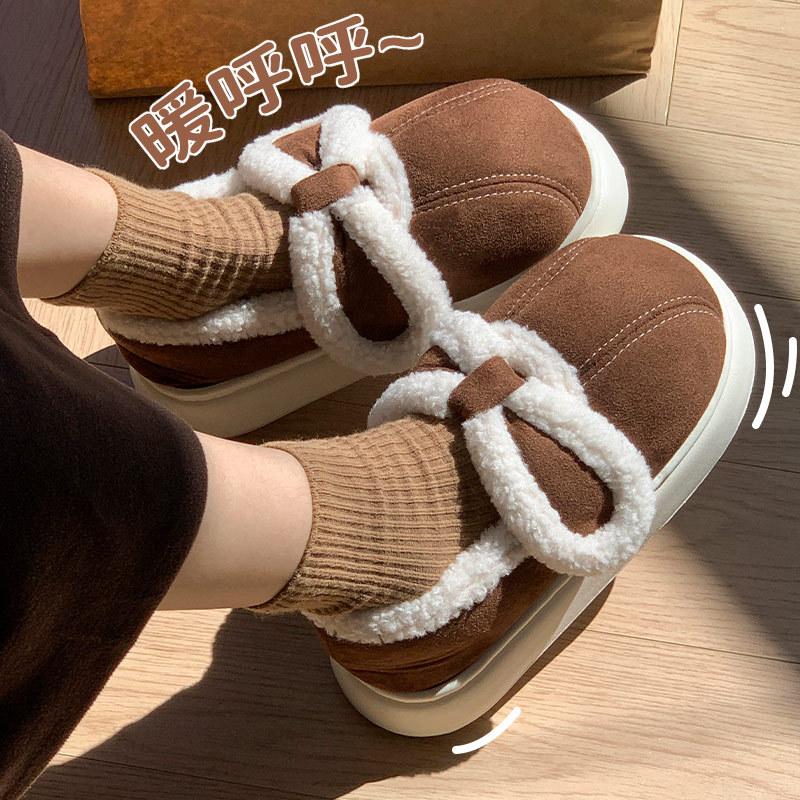 Winterliche Hausschuhe aus Baumwolle mit Schleife, dicker Sohle und Samtsohle, warm und bequem für drinnen und draußen.