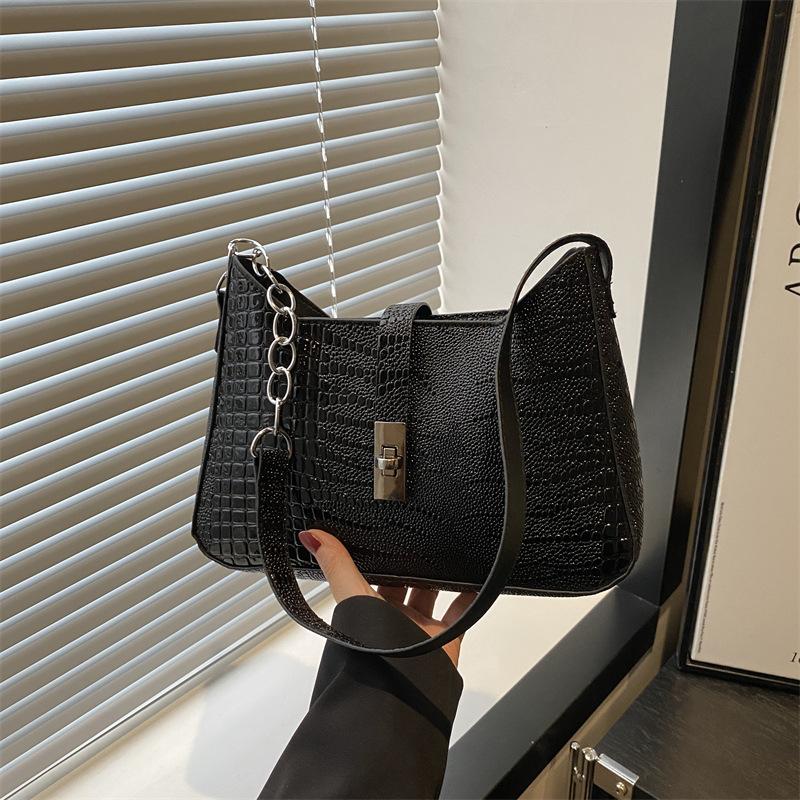 High Sense Temperament Niche Design Atmosphere New Bag Popular Handbag Shoulder Underarm Bag Women