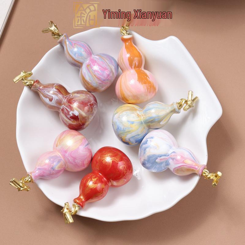 Yiming Xianyuan Lacquer Gourd Keychain & Car Hanging Accessory