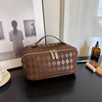 Instrumente și Accesorii – Truse și huse cosmetice