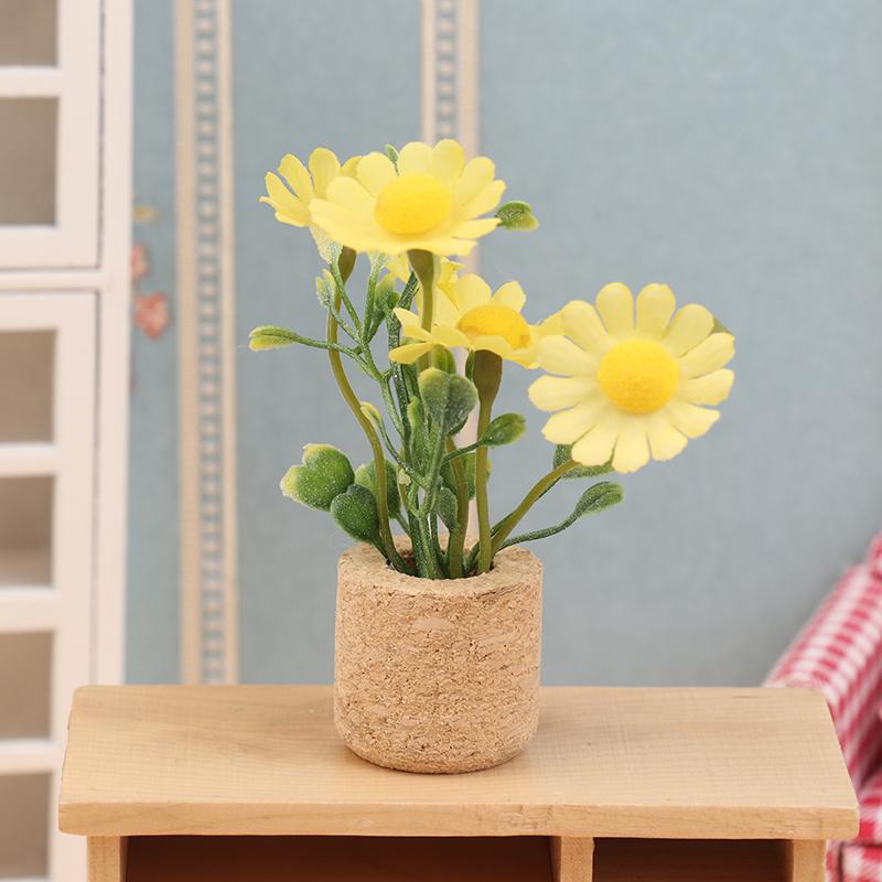 

1/12 Dollhouse Simulation Daisy Plants Potted Model Doll Home Miniatur Flower Decor Toy Micro Landscape Garden Plants Ornament as the picture
