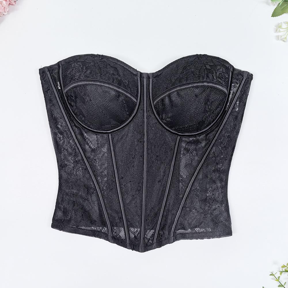 Corsés, ropa de mujer moderna y elegante