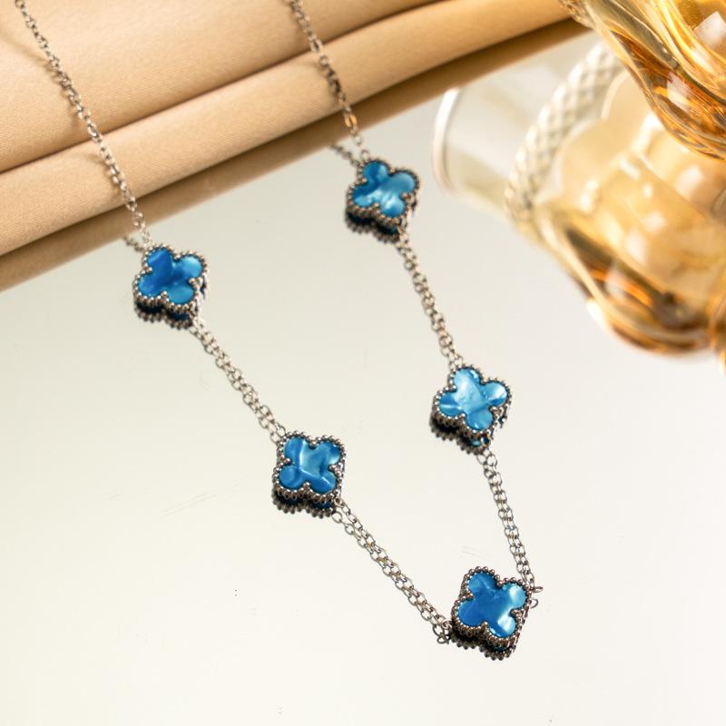 Kleeanhänger, leichter Luxus, hochwertiges Gefühl, schlicht und speziell, Titanstahl, nicht verblassend, hochwertiges Gefühl, erstes Accessoire