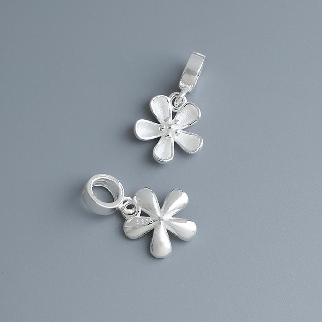 S925 Sterlingsilver Blomhänge för DIY Pärlrep Armband eller Halsband