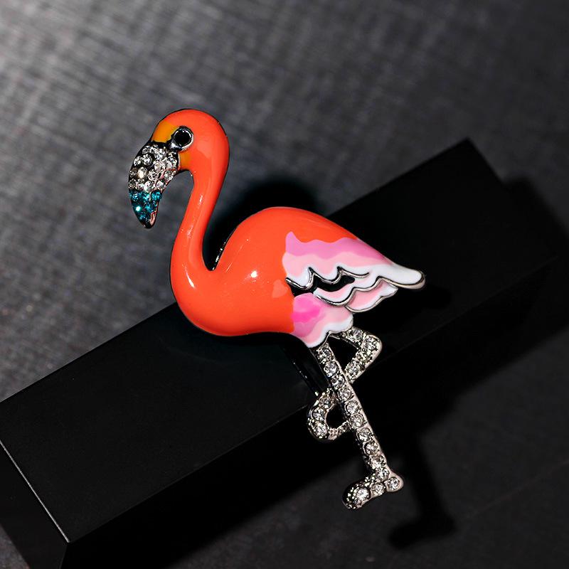 Cloisonné Flamingo & Pearl Brooch - Elegant Cartoon Pin Corsage
