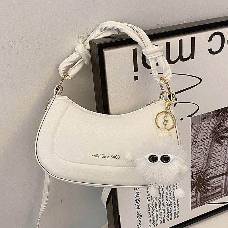 

French niche handbag bag women s autumn and winter new trendy shoulder messenger bag versatile ins retro A saddle E No accessories