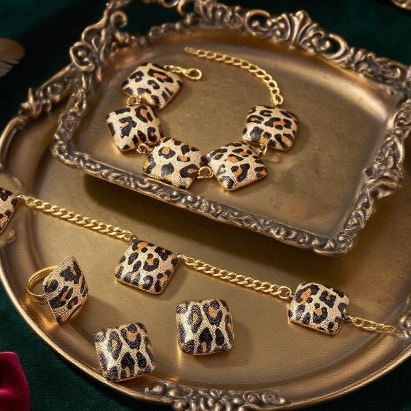 Retro Leopardendruck geometrische Ohrringe, Halsketten, Schmucksets, Nischendesign-Sinn, Herbst- und Wintertemperament, fortgeschrittener Sinn