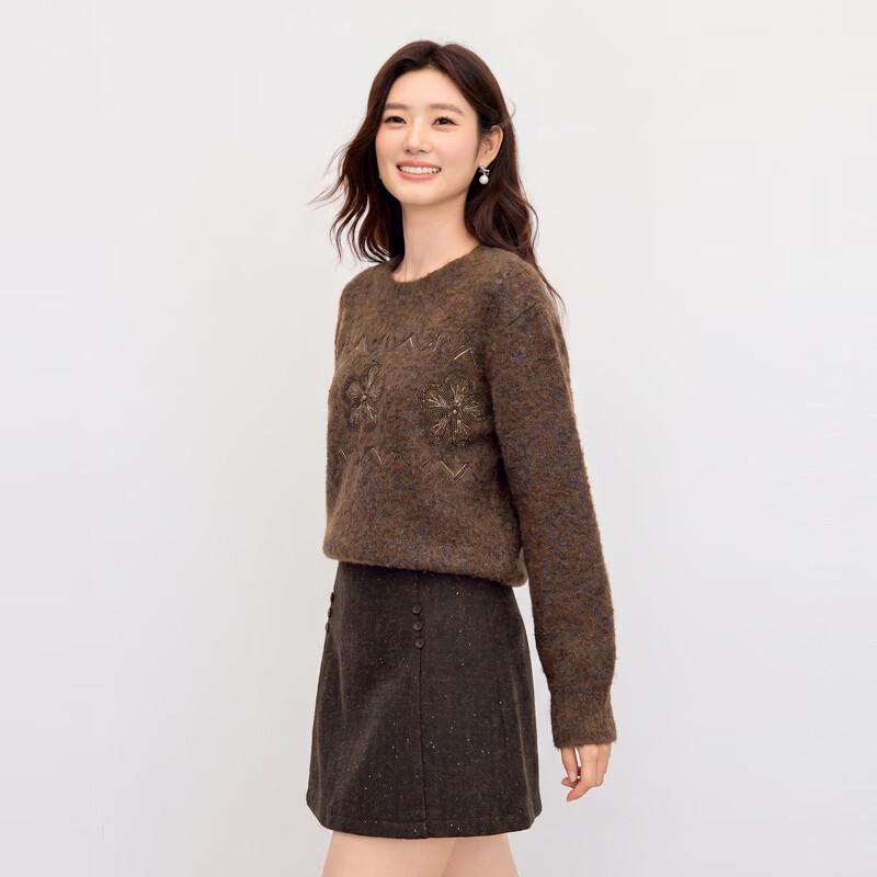 Qiu Shui Yi Ren Women's Crew Neck Long-Sleeve Knit Sweater