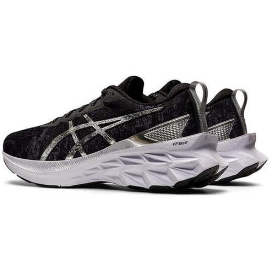 

ASICS Wmns Novablast 2 Platinum Carrier Grey Pure Silver 1012B286-020 EU 38 чистый/серый