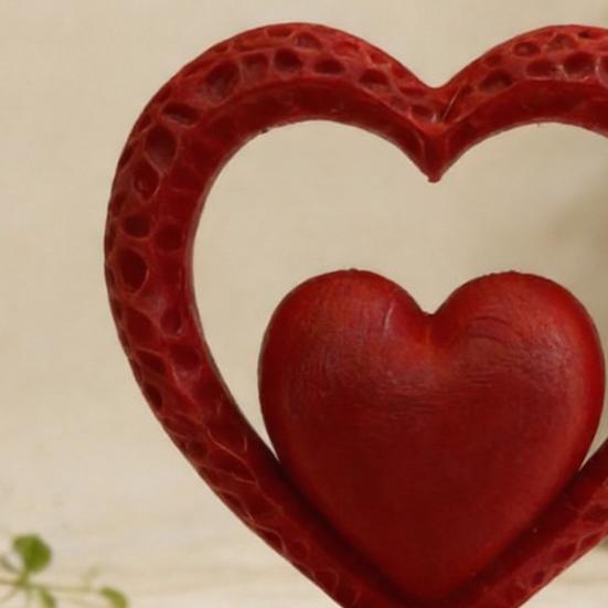 Double Heart Sculpture 3D Printed Red Heart Figurine Romantic Tabletop Ornaments for Anniversary Home Desk Shelf Decor Wedding Romantic Gifts
