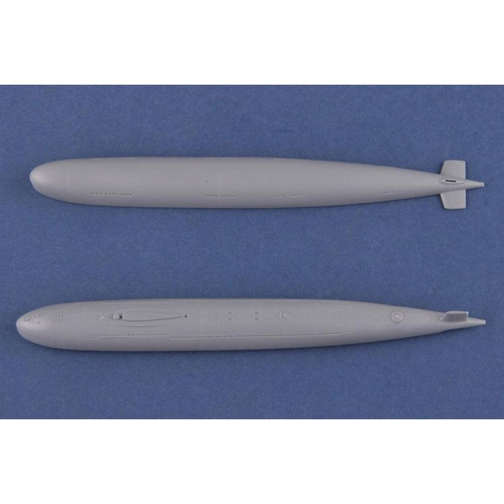 Hobby Boss 1 350 Submarine Series Chinese Navy Type 039  Song Type  Submarine Plastic Model 83518