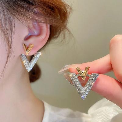LATS Sweet Cool Detachable V-shaped Stud Earrings for Women V Full of Rhinestone Earring Fashion Zircon Accessories Party Gifts