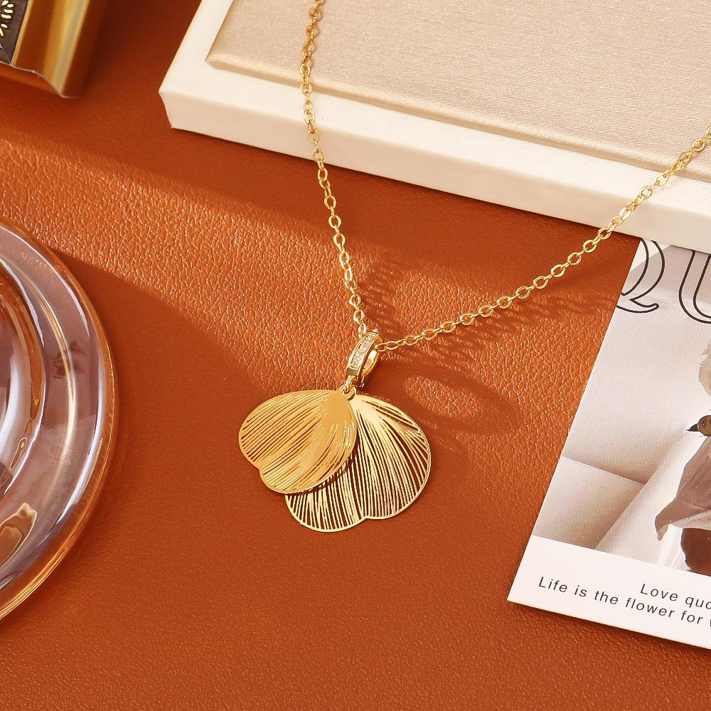 24K Butterfly Wing Leaf Pendant Necklace & Earrings Set - Elegant, Exquisite, Hollow Collarbone Chain Jewelry