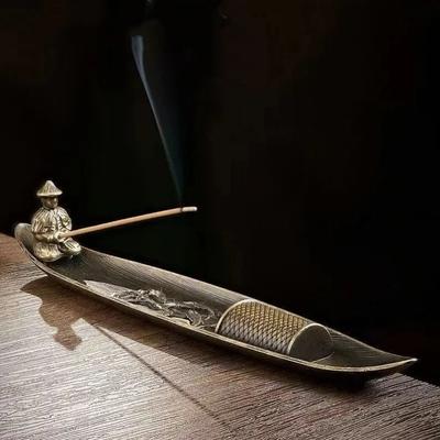 Japanese Style Boat Incense Holder with Fishing Men – Creative Alloy Aromatherapy Burner for Home Decor